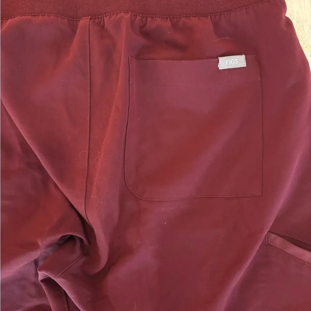 Figs Burgundy Scrub Pants - Picture 3 of 7